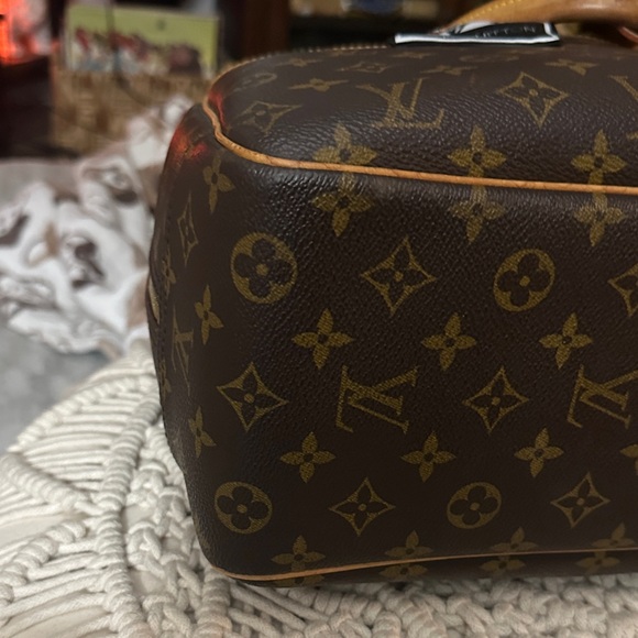 Louis Vuitton Deauville Brown Monogram Bag with Scarf Accent - Picture 4 of 16